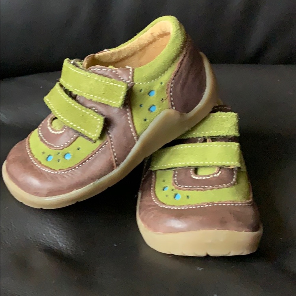 Livie & Luca toddler girls shoes size 5